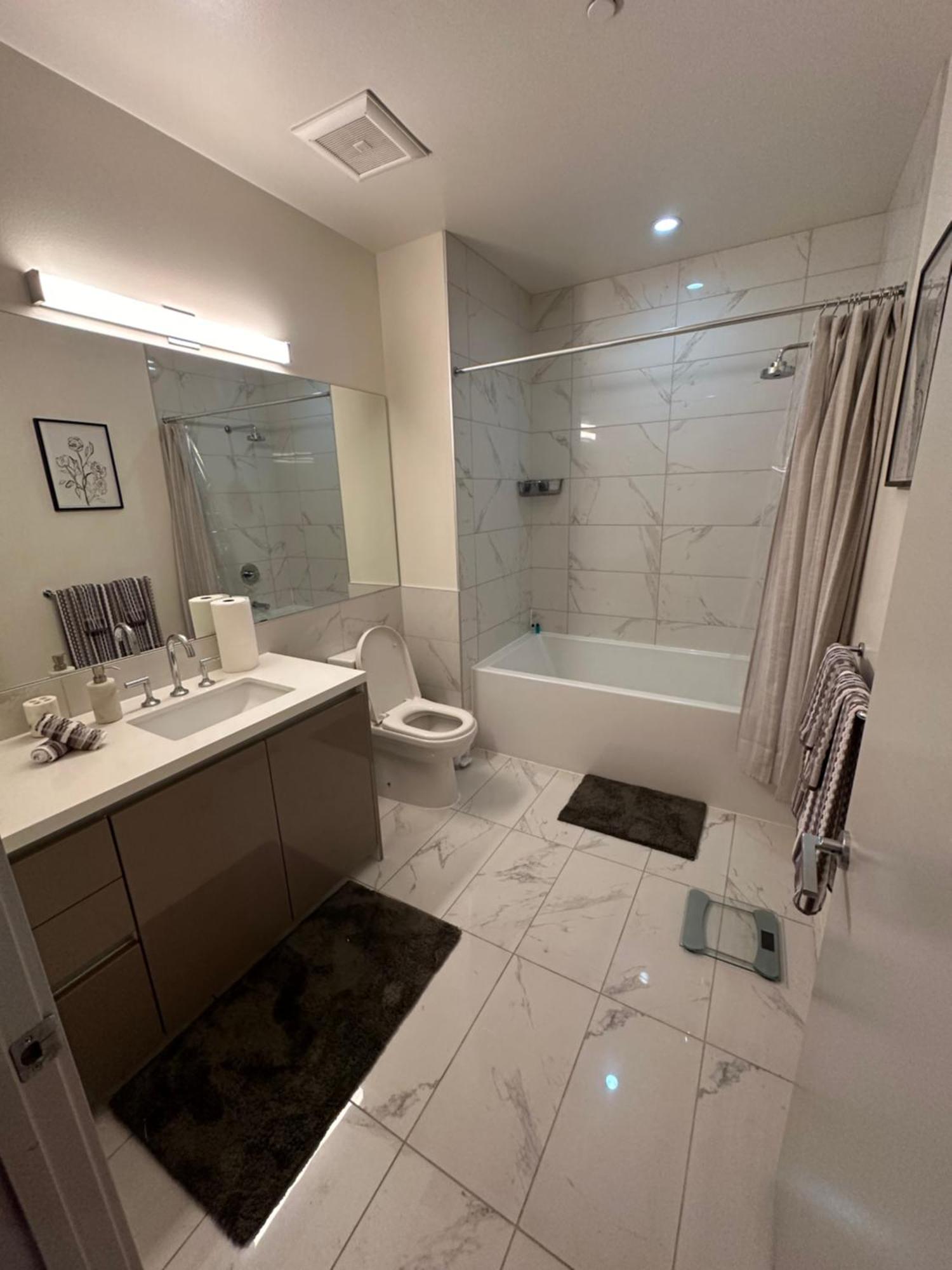 Luxury 2br Located Dtla